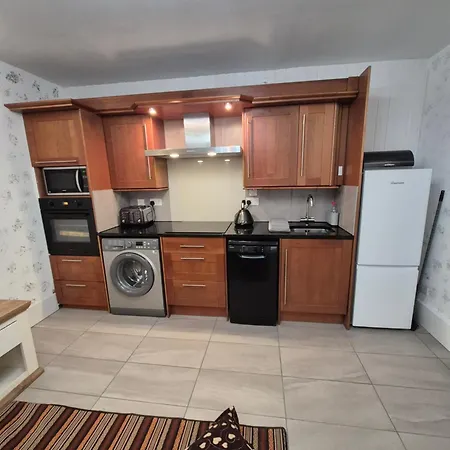 Apartment Town Centre Ground Floor